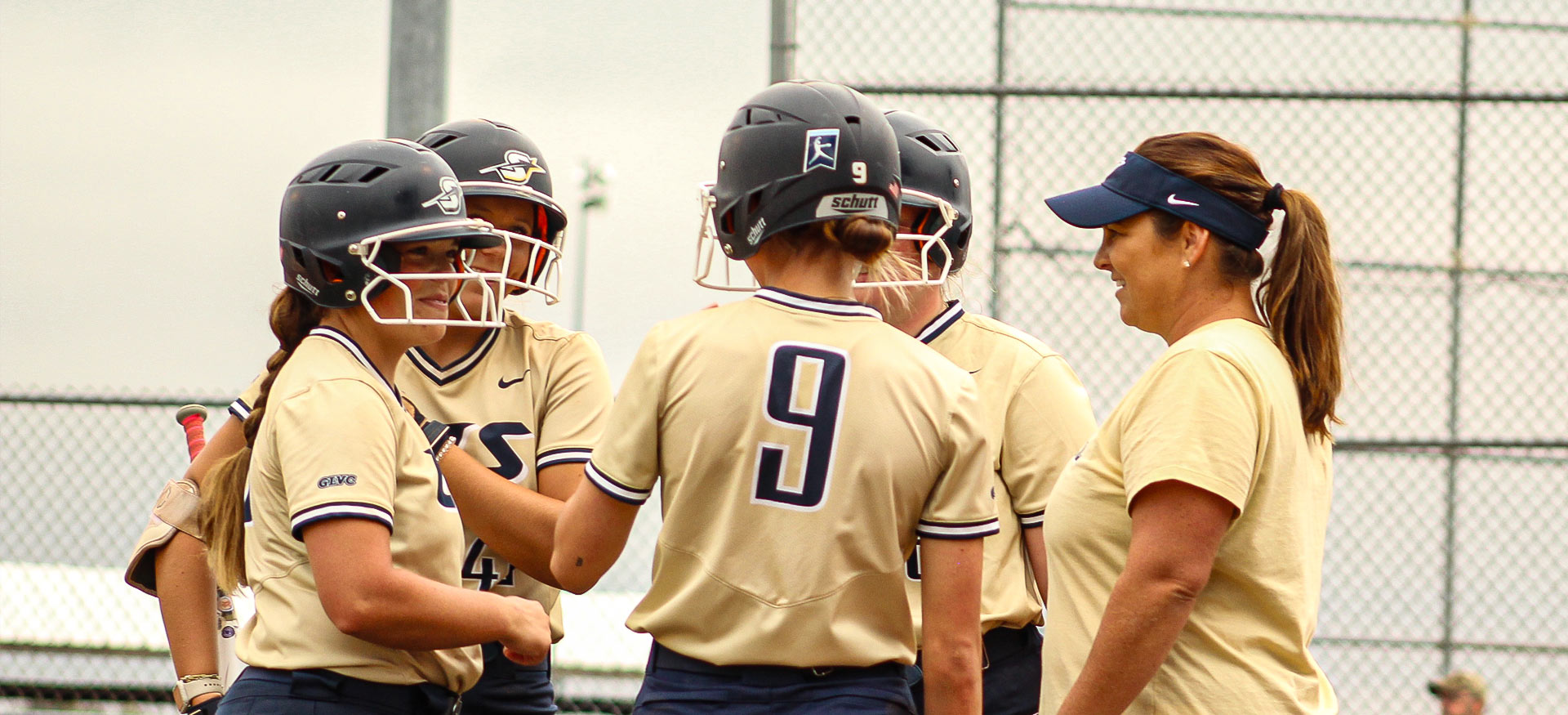 UIS Softball Camps